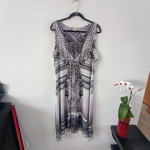 World Unity Dress Womens 1X Black White Boho Sleeveless Midi Stretch Flowy